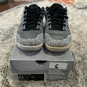 The Nike Kobe 11 Elite Low Oreo size 8.5